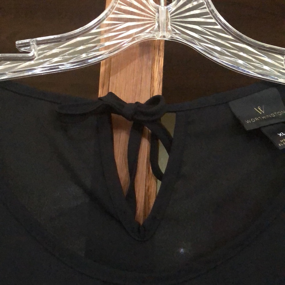 Ladies Worthington Top - Picture 4 of 10